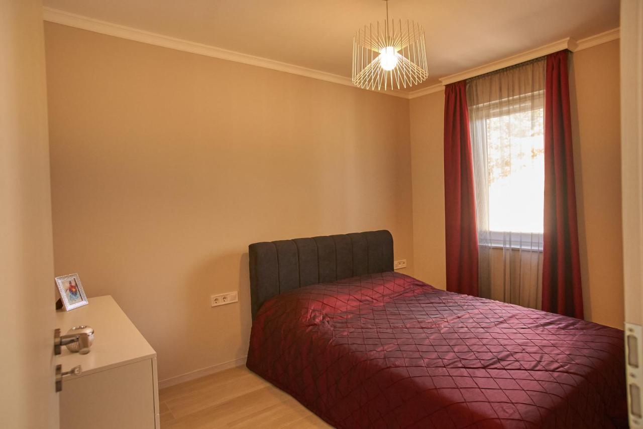 Ferienwohnung Sunlight Red Szegedin Exterior foto